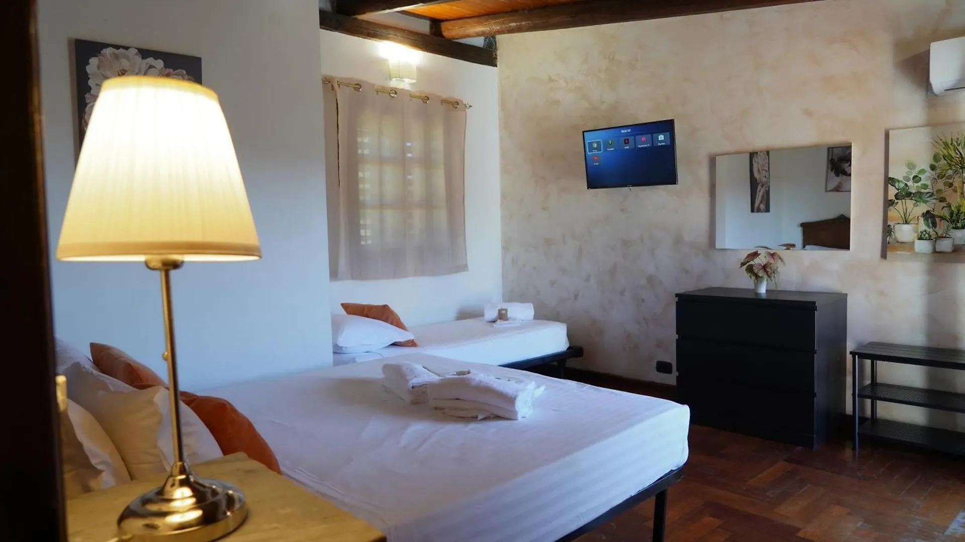 R-Home Li Cuti Catania 0*,  Italy